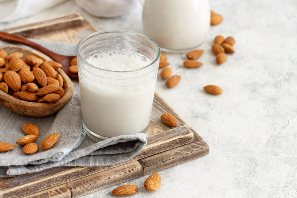 What Is The Healthiest Milk - Almond, Macadamia, And Cashew Milk